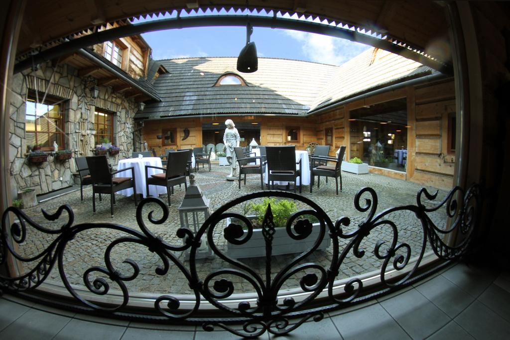 Hotel Zornica Poczesna Εξωτερικό φωτογραφία