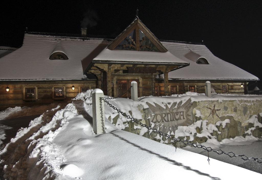 Hotel Zornica Poczesna Εξωτερικό φωτογραφία