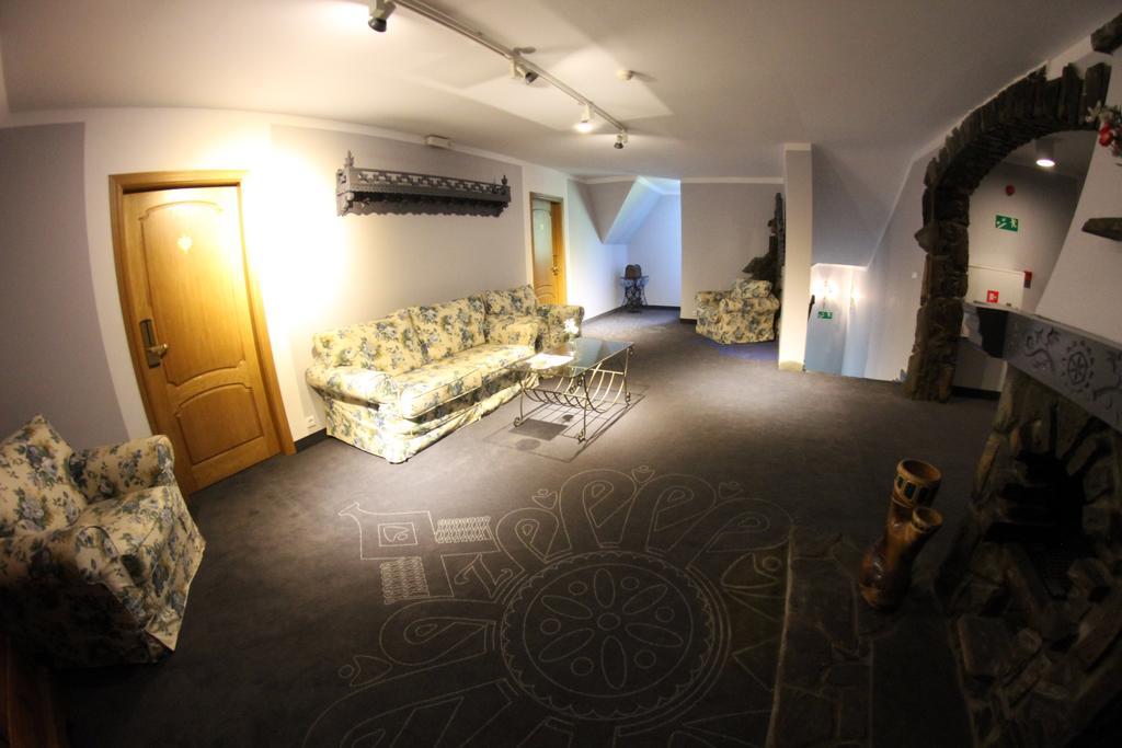 Hotel Zornica Poczesna Εξωτερικό φωτογραφία